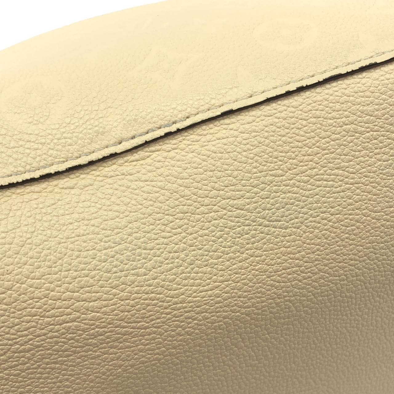 LOUIS VUITTON M46526 肩背包 Monogram 3