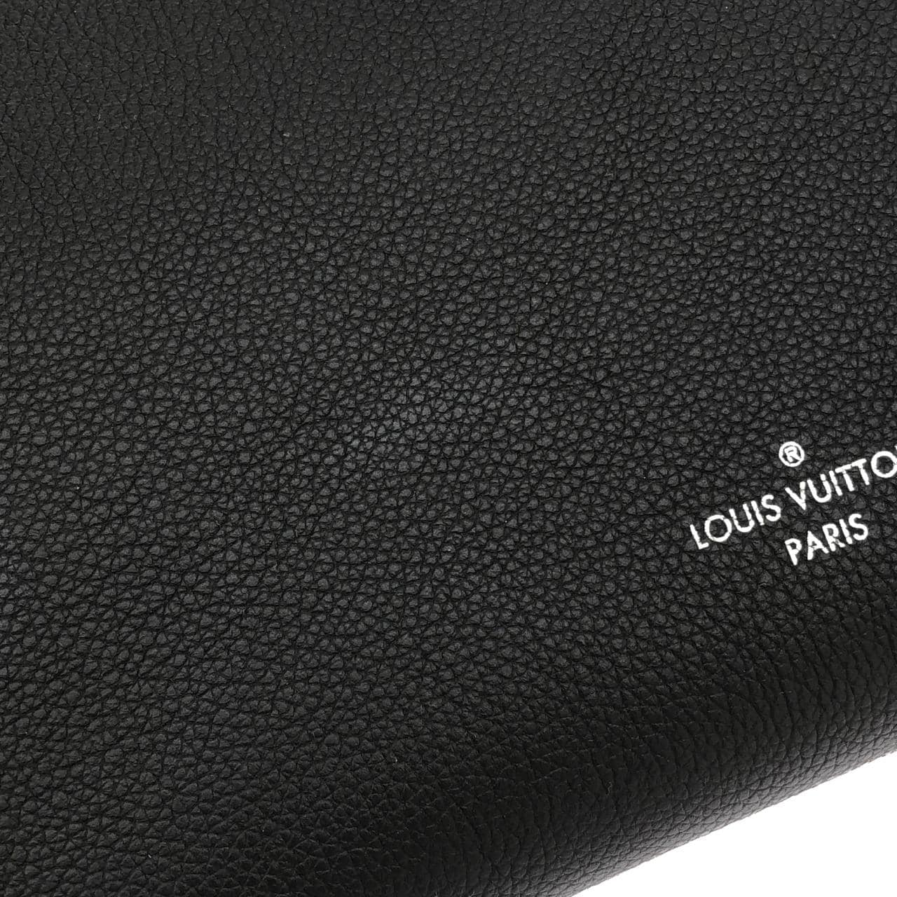 LOUIS VUITTON M42291 Handbag 4