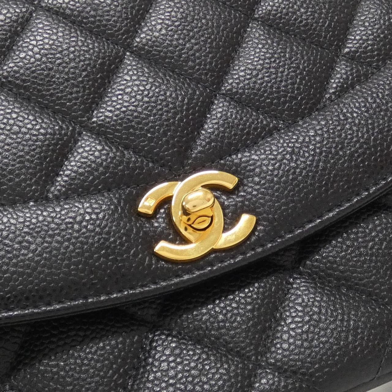 CHANEL 肩背包 荔枝紋牛皮 5