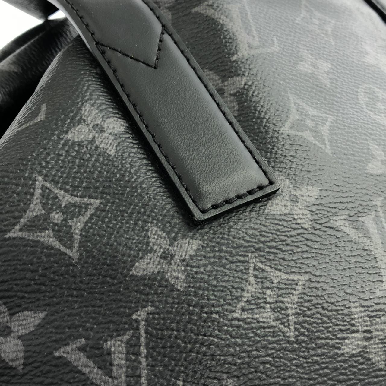 LOUIS VUITTON Eclipse M44228 手提包 Monogram 5