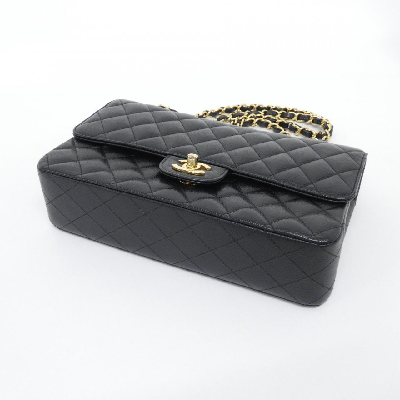 CHANEL Matelasse 1112 Shoulder Grained Calfskin 3