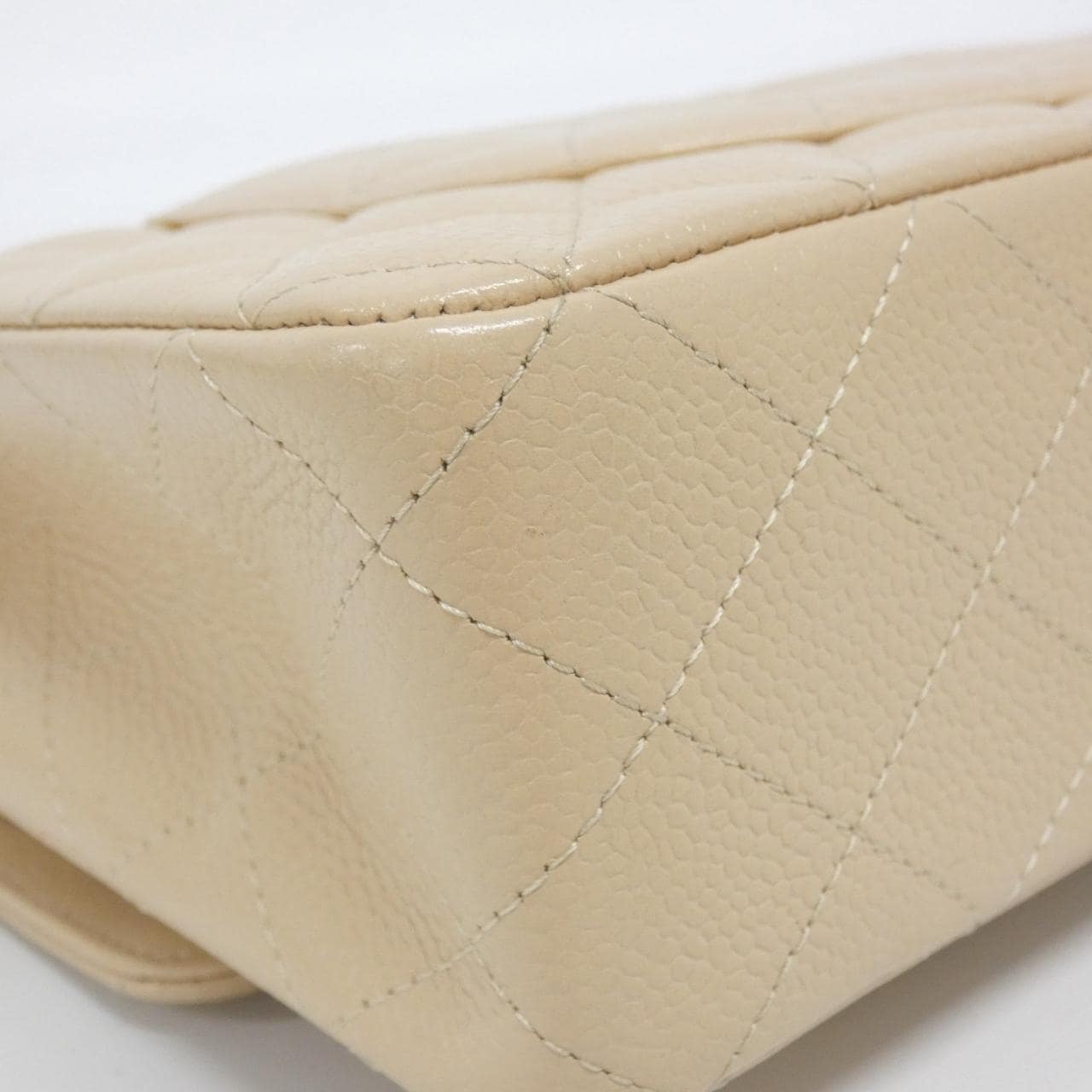 CHANEL Matelasse 1112 Shoulder Grained Calfskin 3