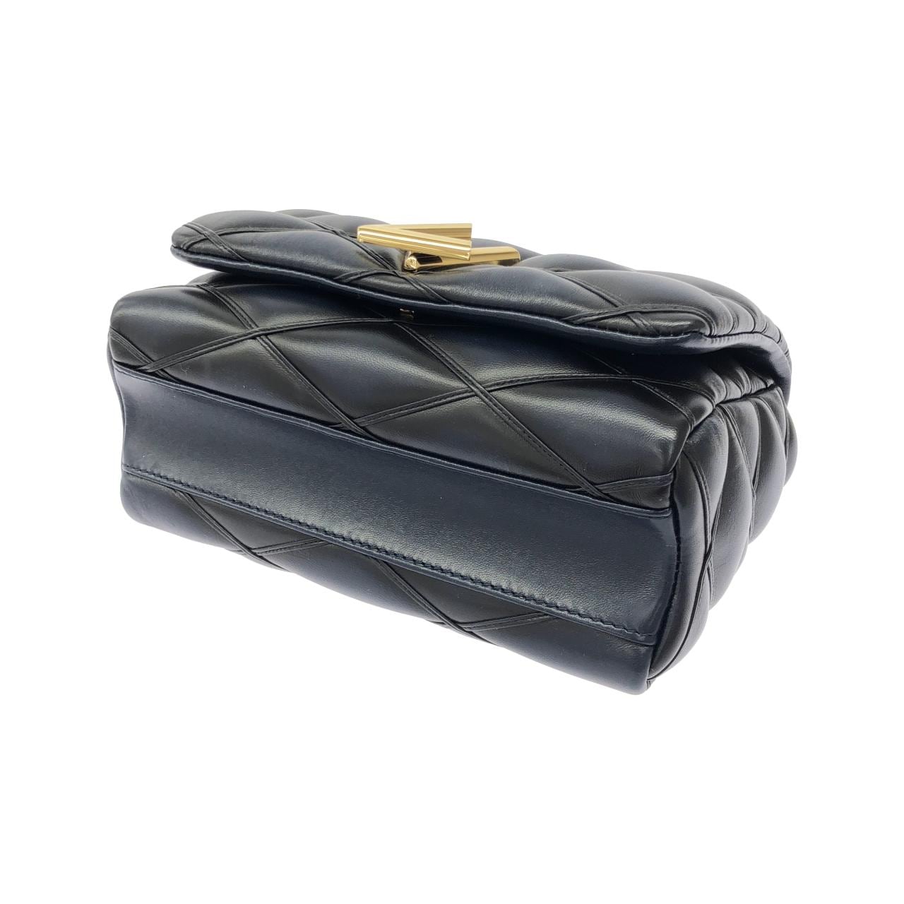 LOUIS VUITTON GO-14 M22891 肩背包 羊皮 3