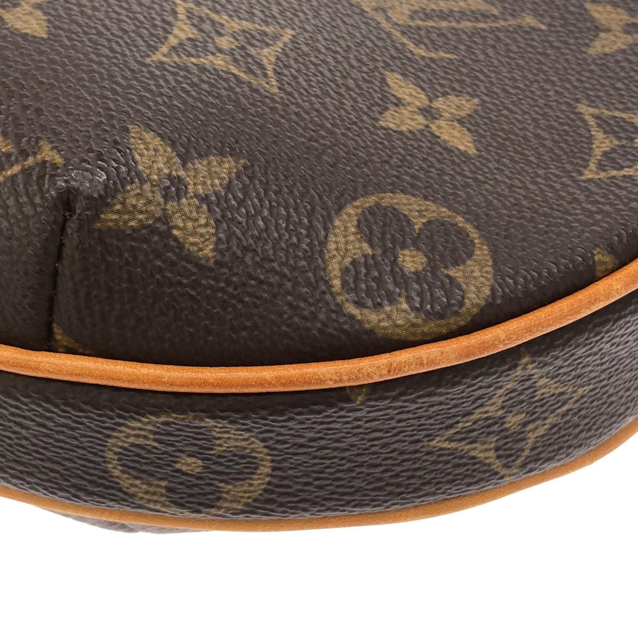 LOUIS VUITTON Pochette M51510 肩背包 Monogram 2