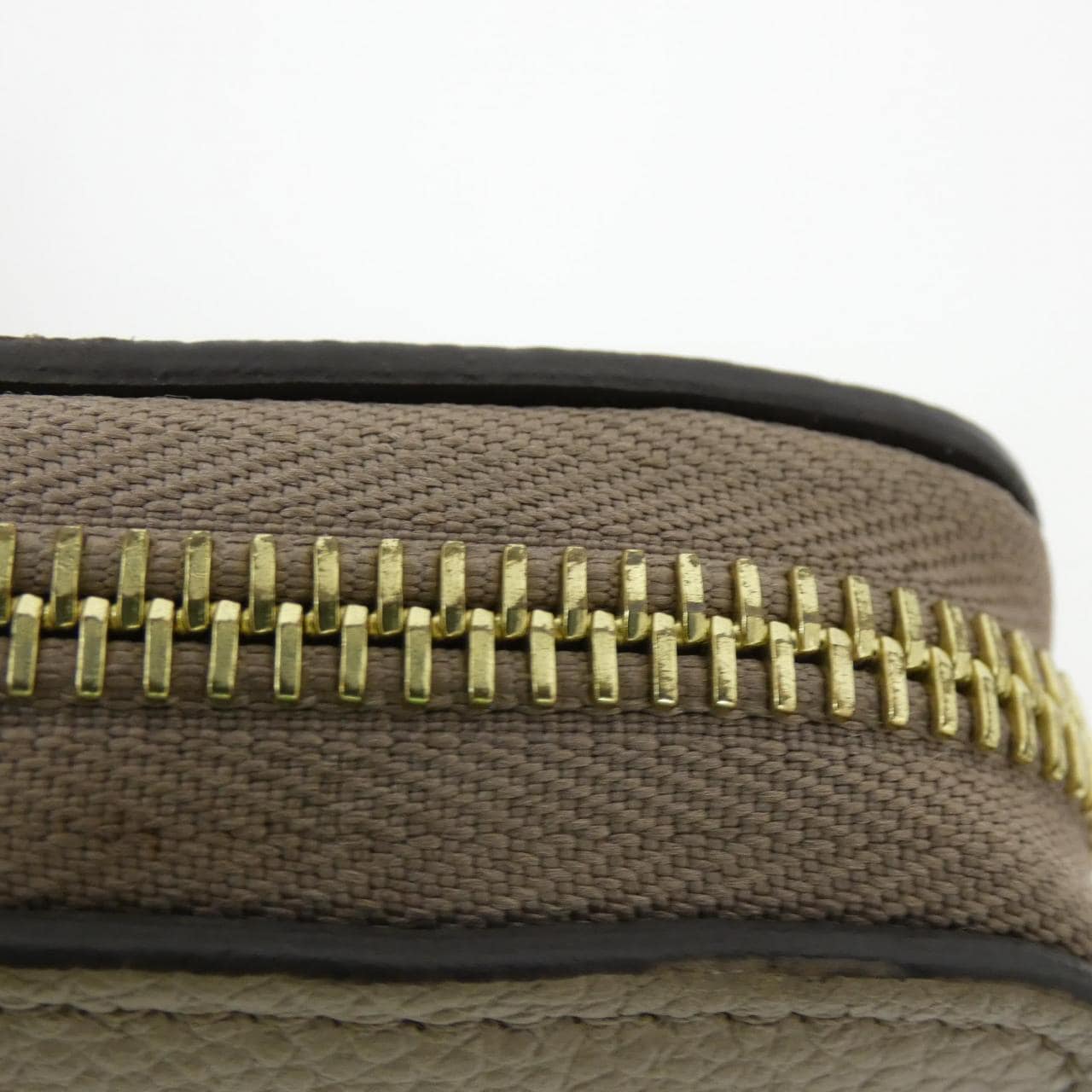 LOUIS VUITTON M69794 Wallet Monogram 4