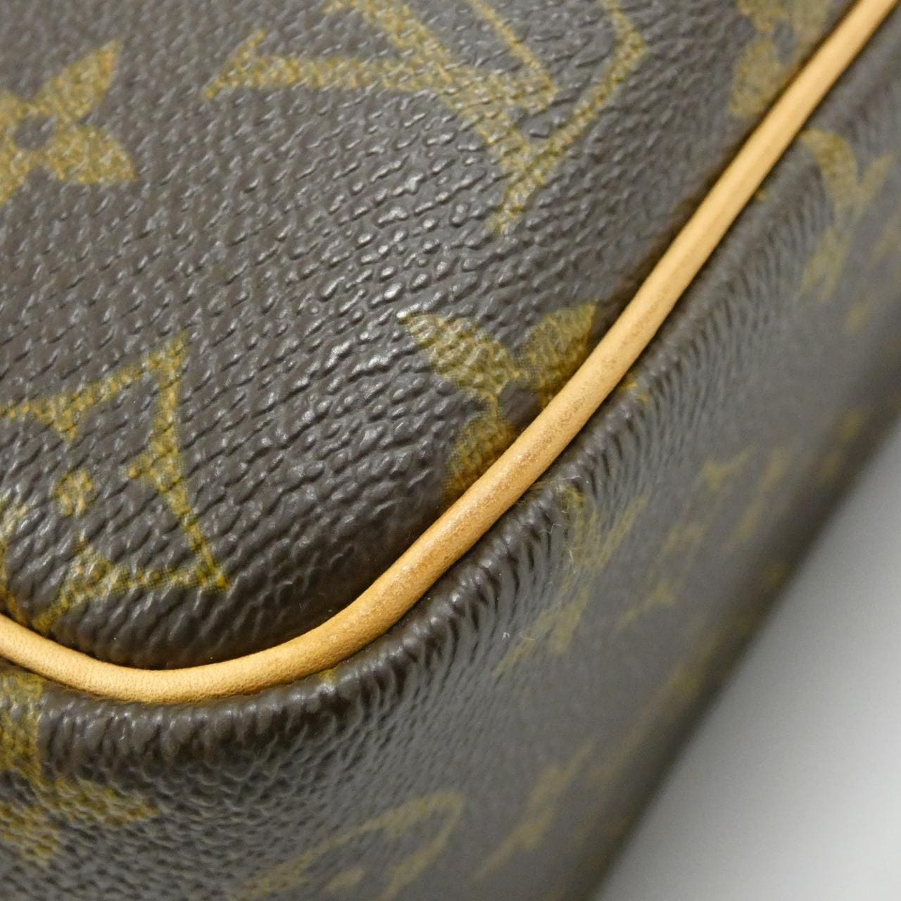 LOUIS VUITTON M47270 Handbag Monogram 3
