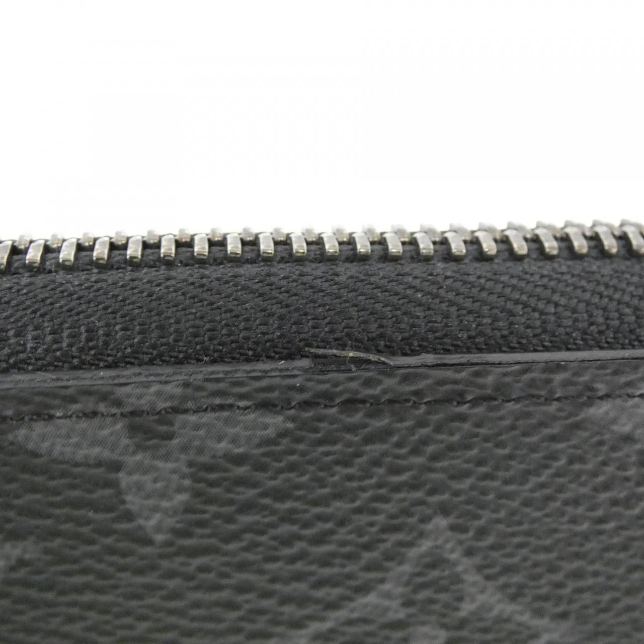 LOUIS VUITTON Eclipse M11611 Wallet Monogram 5