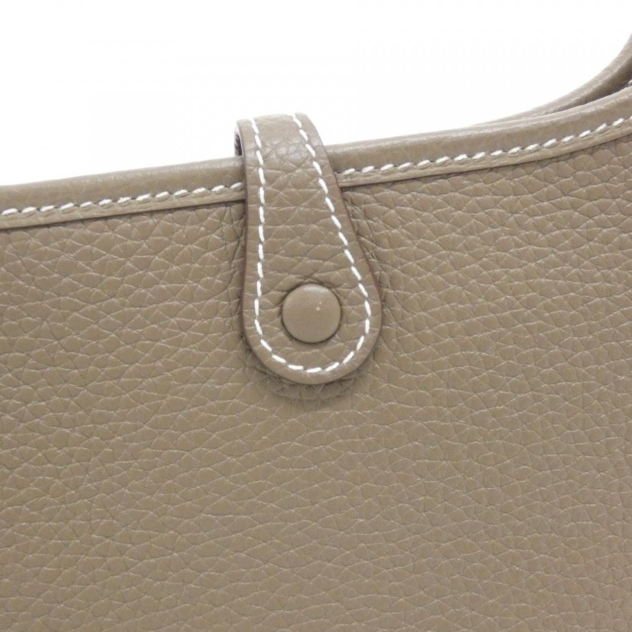 HERMES Evelyne 069426CK 肩背包 Clemence 4