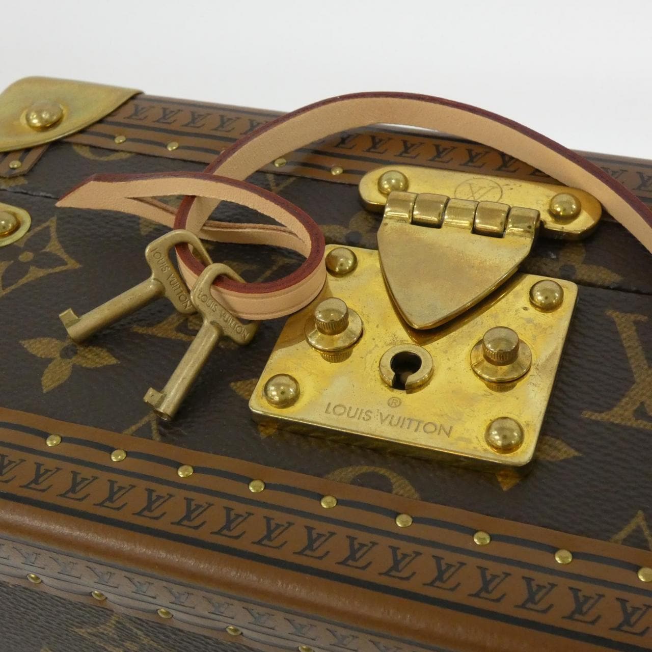 LOUIS VUITTON Wallet Monogram 5