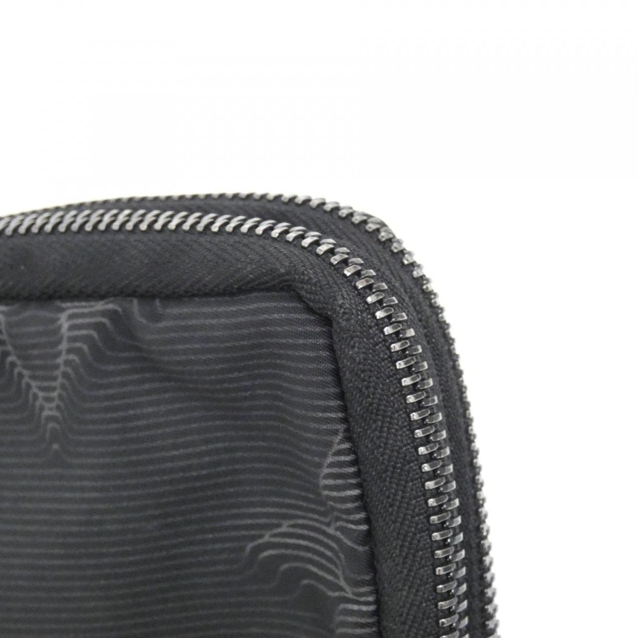 LOUIS VUITTON M80141 Shoulder Nylon 5