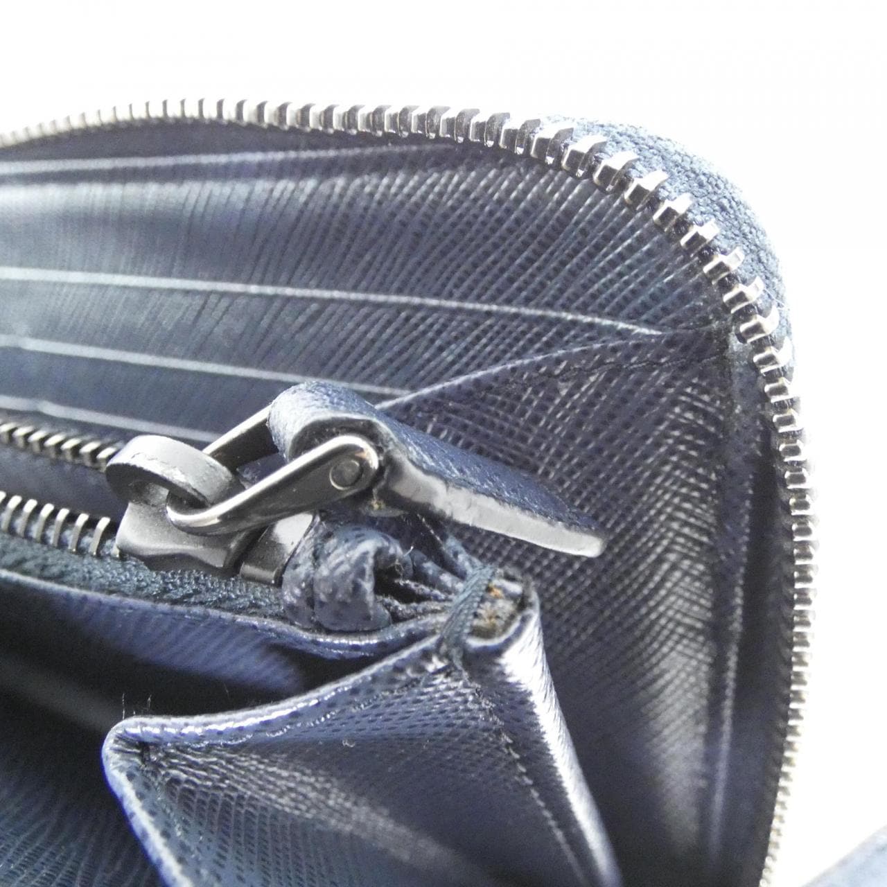 PRADA 2ML317 Wallet 8