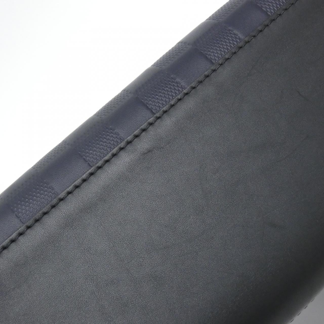 LOUIS VUITTON Discovery N42416 肩背包 Damier 4