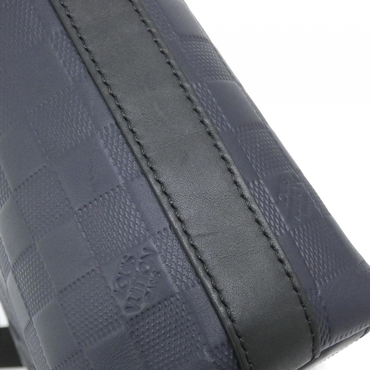 LOUIS VUITTON Discovery N42416 肩背包 Damier 5