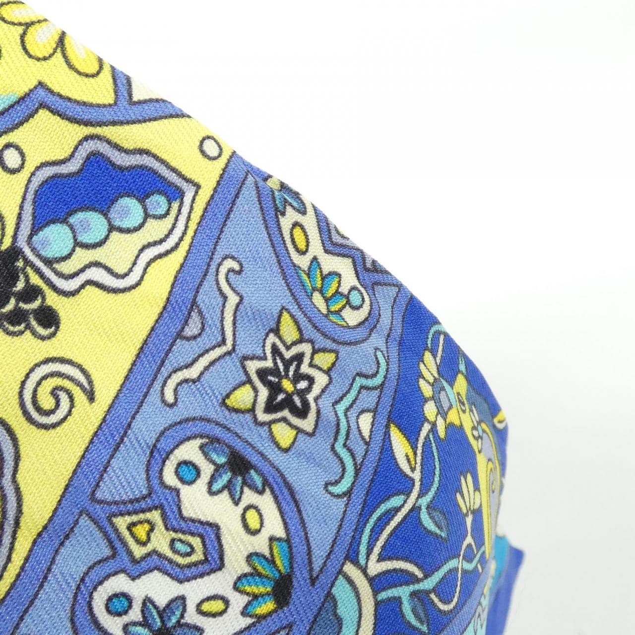 HERMES Scarf 3