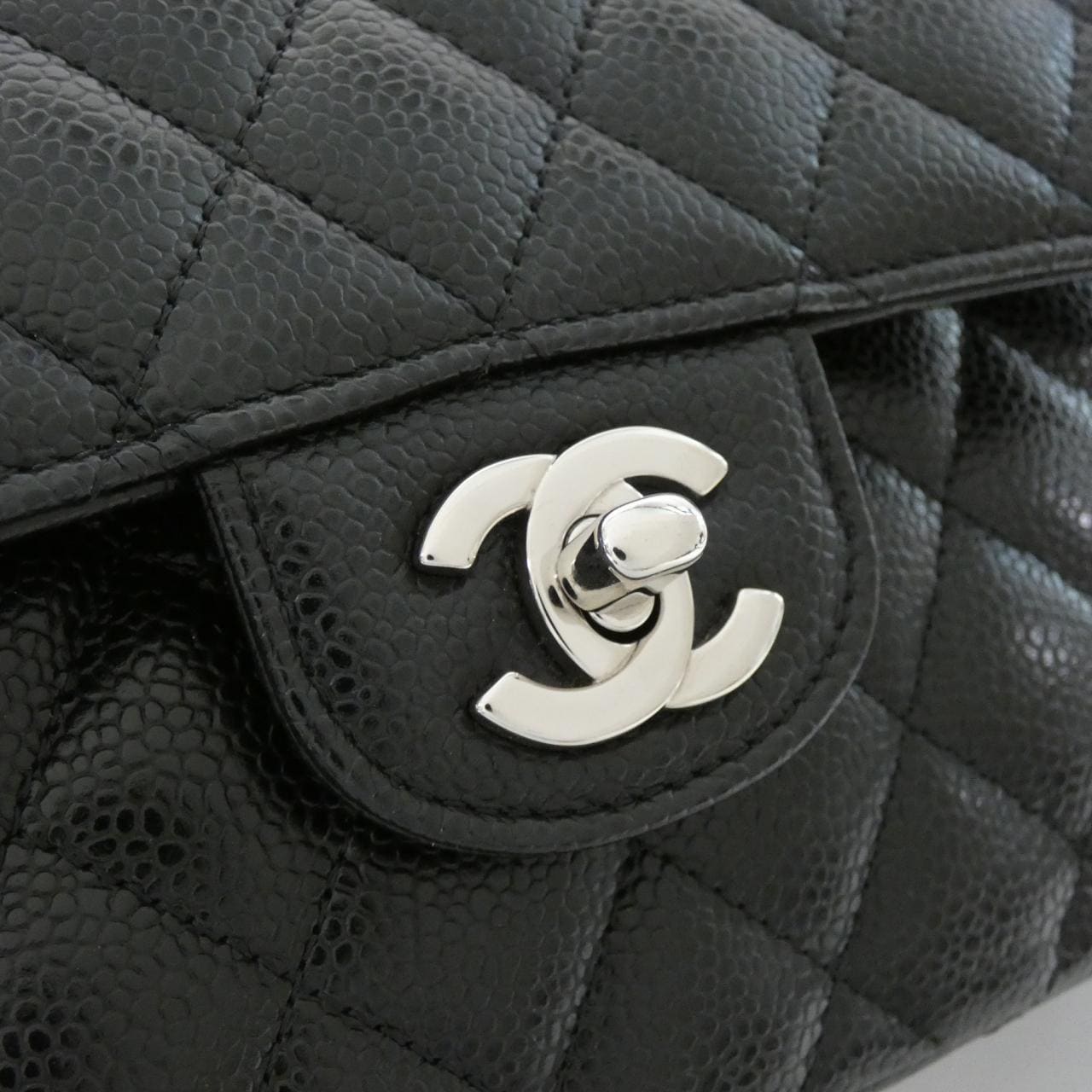 CHANEL Matelasse 1113 Shoulder Grained Calfskin 4