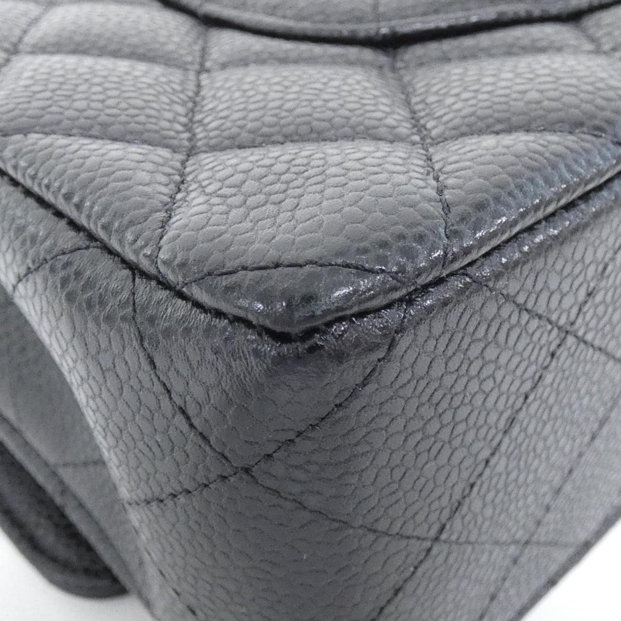 CHANEL Matelasse 1112 Shoulder Grained Calfskin 3