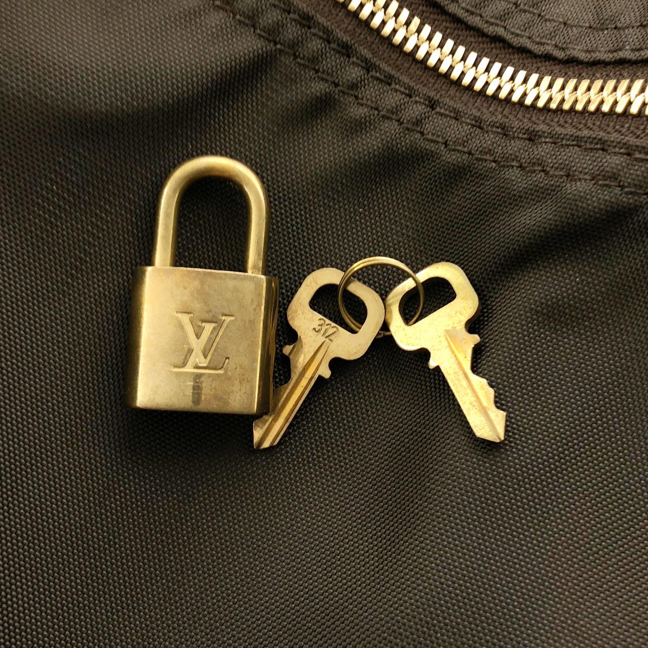 LOUIS VUITTON M23432 手袋 Monogram 4