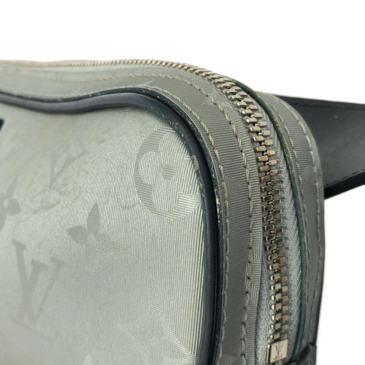 LOUIS VUITTON M44169 Shoulder Monogram 4