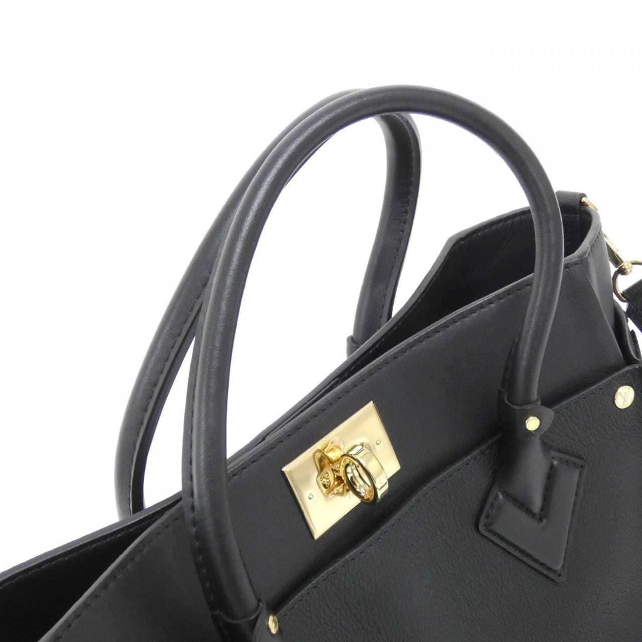 LOUIS VUITTON M53826 Handbag Monogram 5