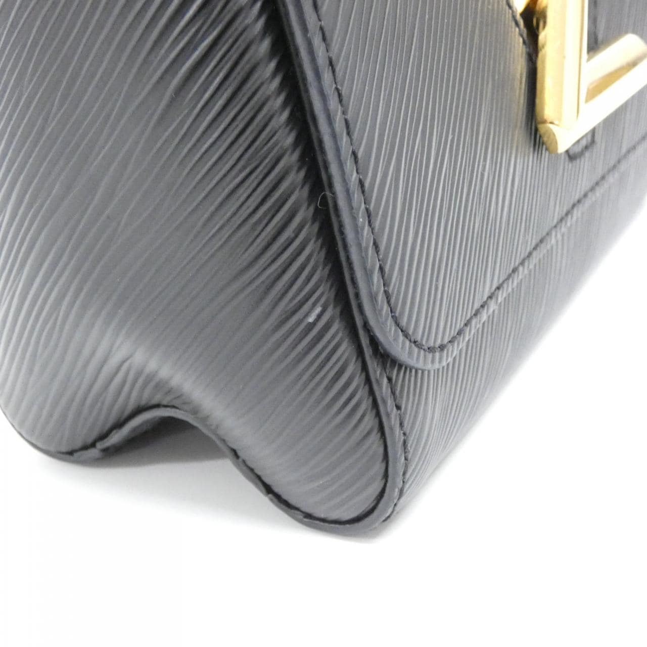 LOUIS VUITTON Twist M21119 肩背包 Epi 4