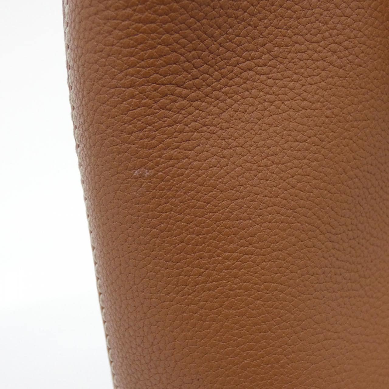 LOUIS VUITTON M24974 肩背包 4