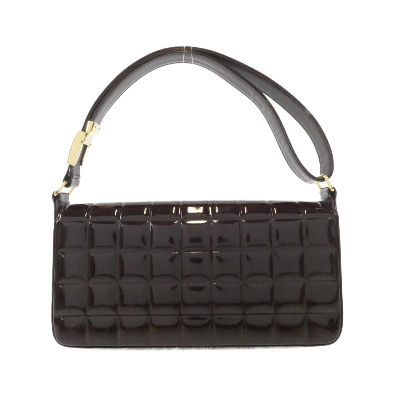 CHANEL 17370 肩背包 漆皮 2