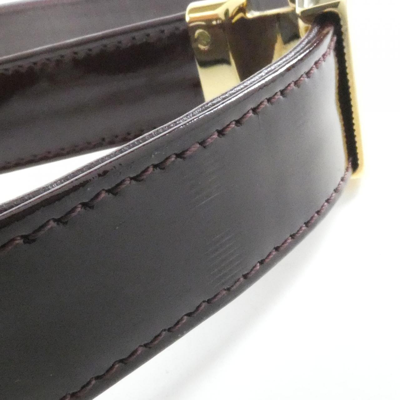 CHANEL 17370 肩背包 漆皮 5