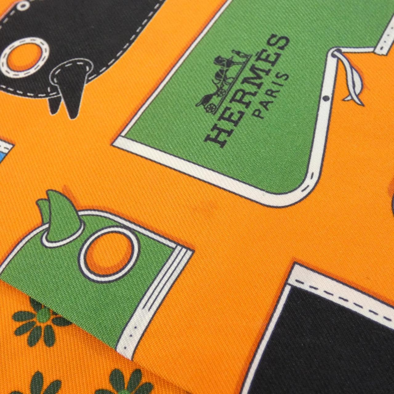 HERMES Scarf 3