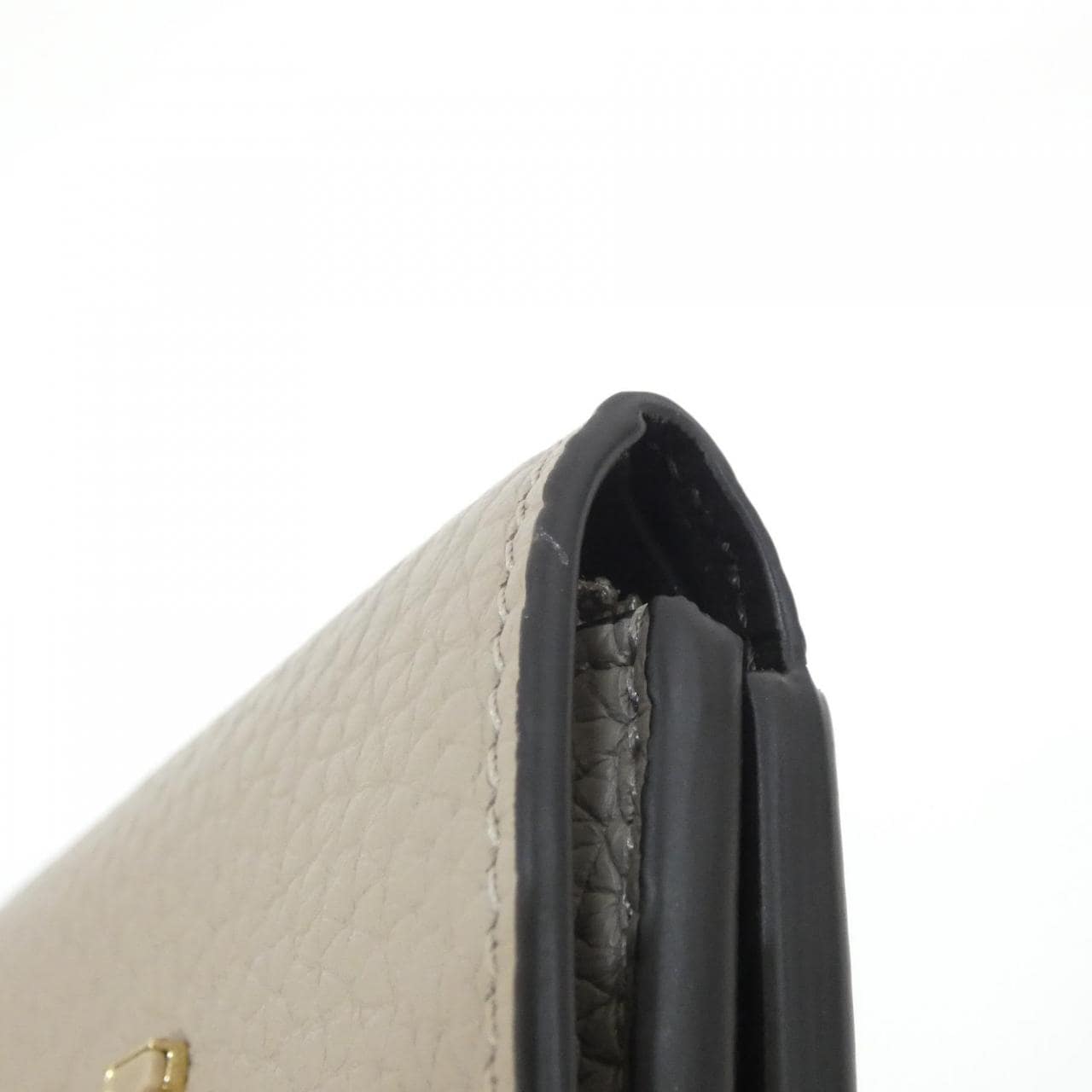 LOUIS VUITTON Capucines M68747 Wallet 3