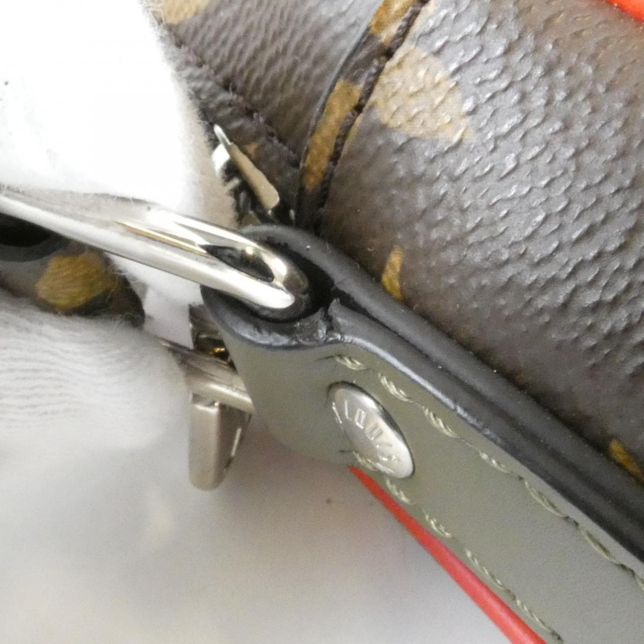 LOUIS VUITTON M53423 肩背包 Monogram 5