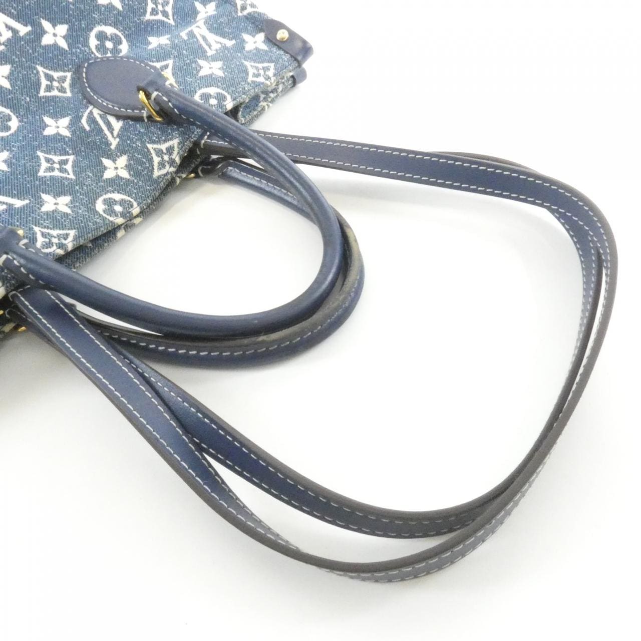 LOUIS VUITTON OnTheGo M59608 Handbag Monogram 3