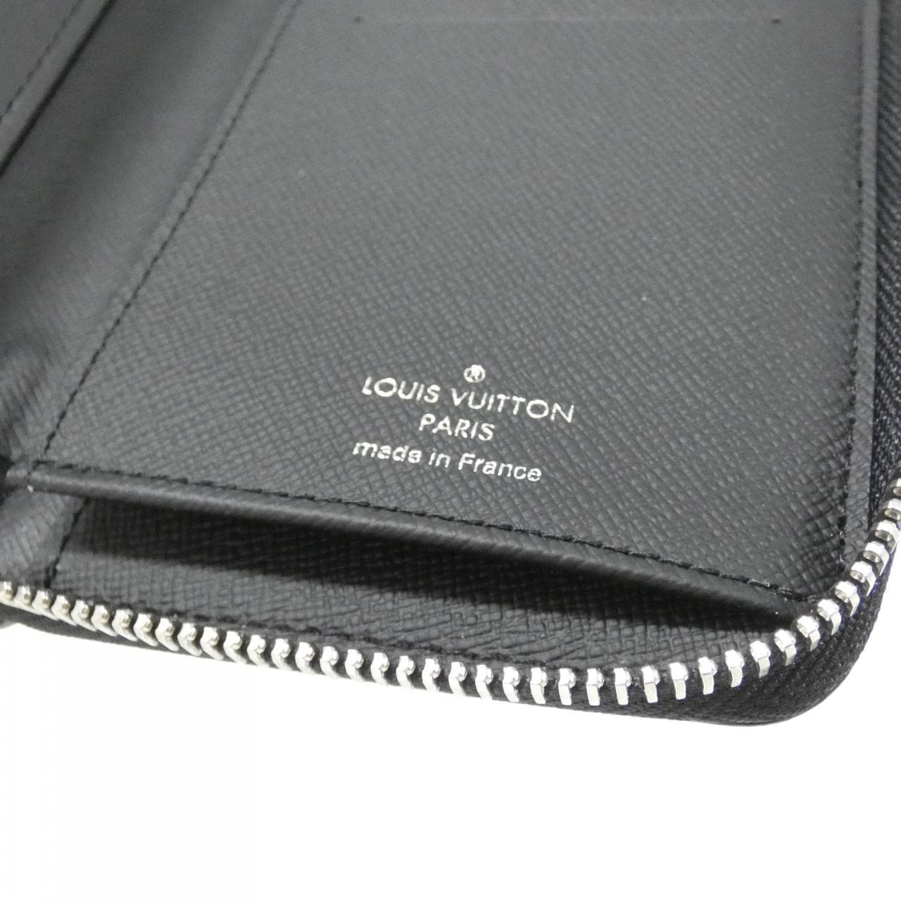 LOUIS VUITTON N63095 Wallet Damier 5