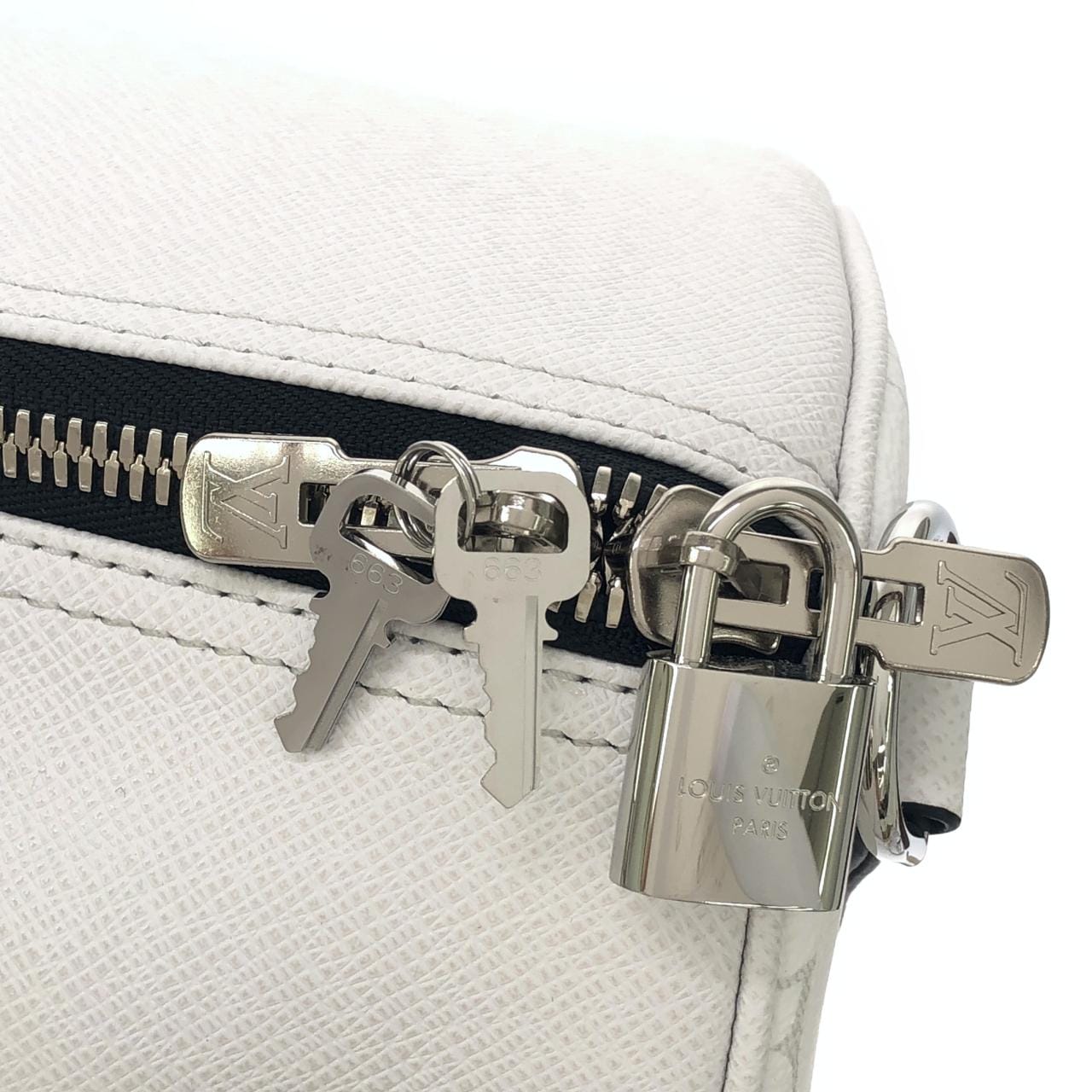 LOUIS VUITTON Keepall M30885 Boston Canvas 3