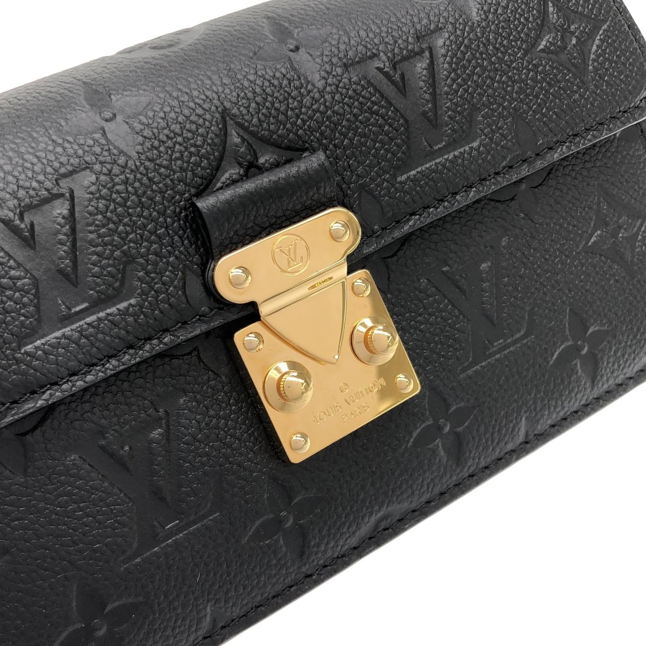 LOUIS VUITTON M82637 Shoulder Monogram 4