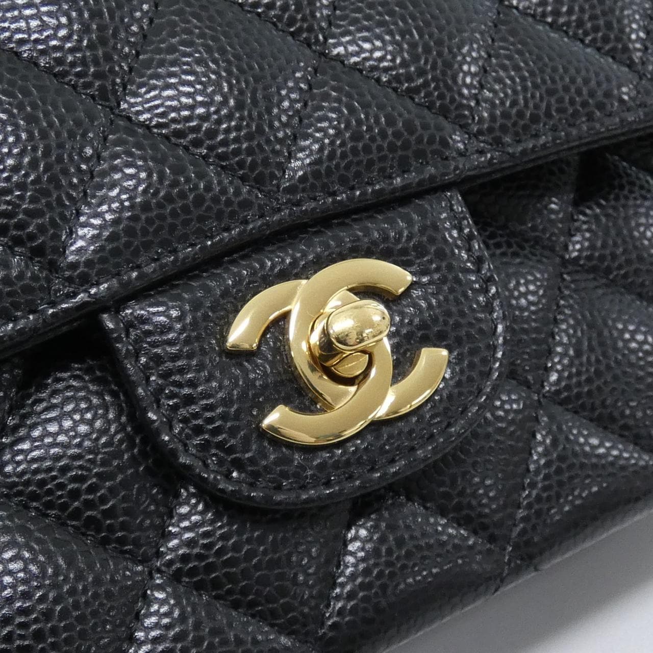 CHANEL Matelasse 1112 Shoulder Grained Calfskin 4