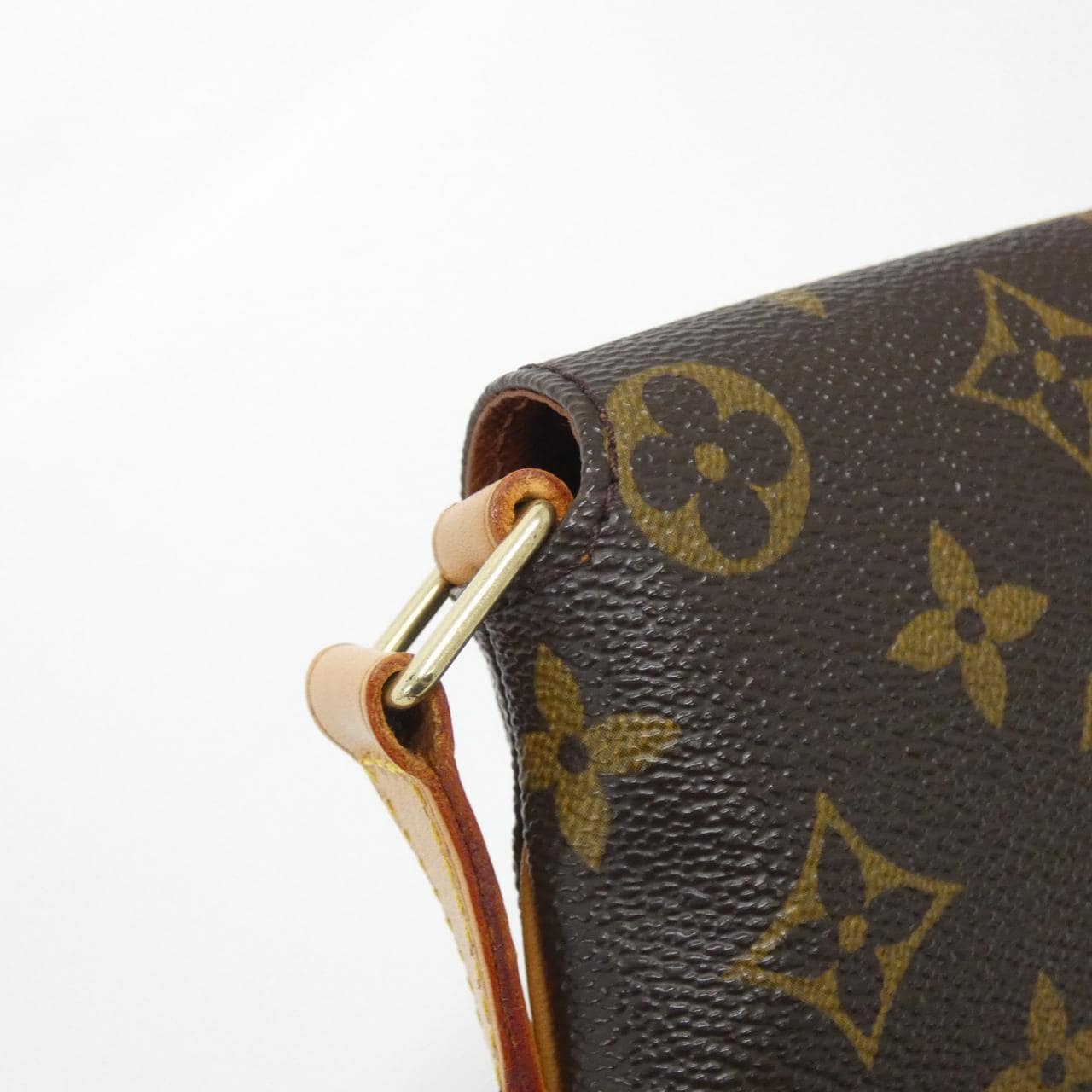 LOUIS VUITTON Musette M51258 Shoulder Monogram 4