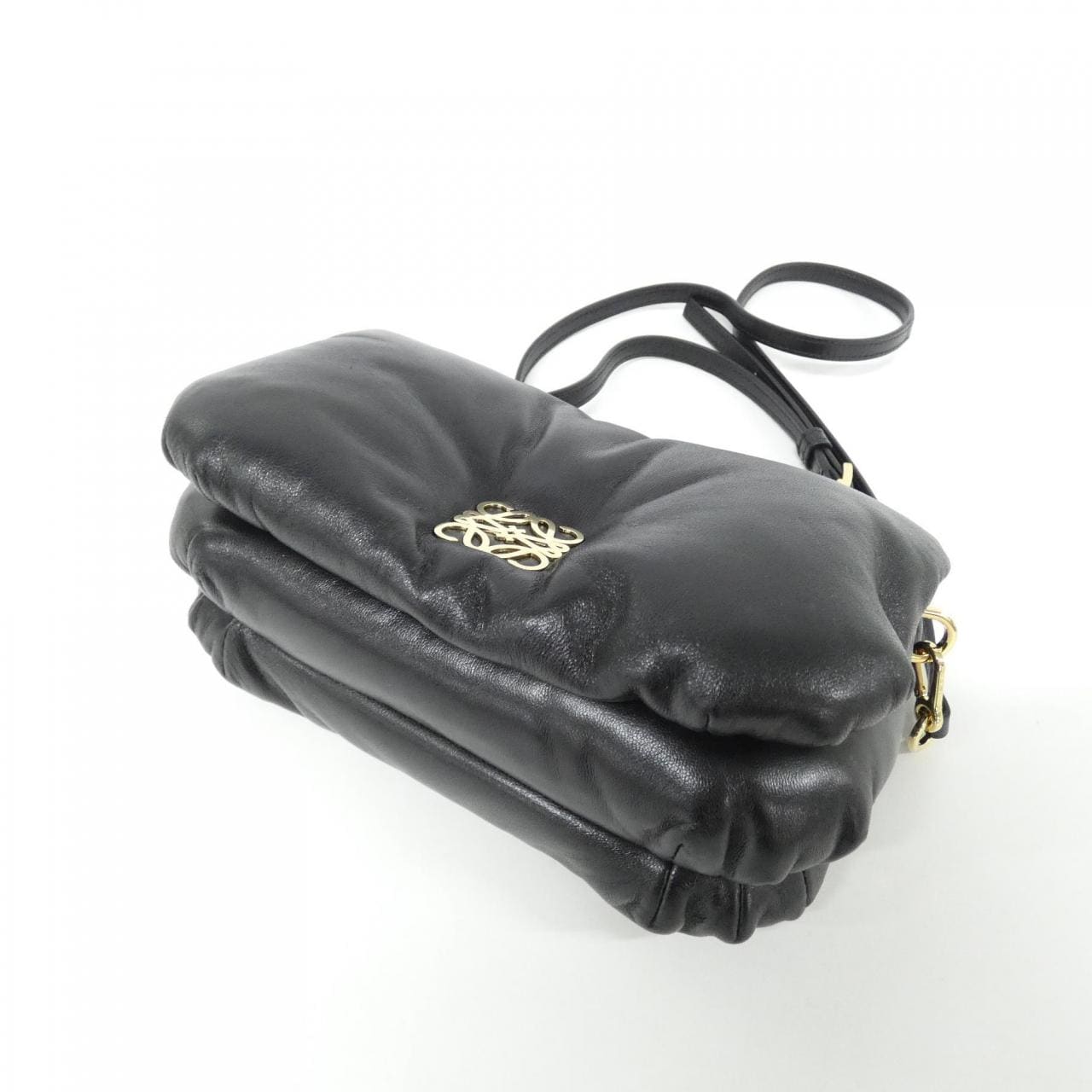 LOEWE A896W56X01 肩背包 羊皮 3