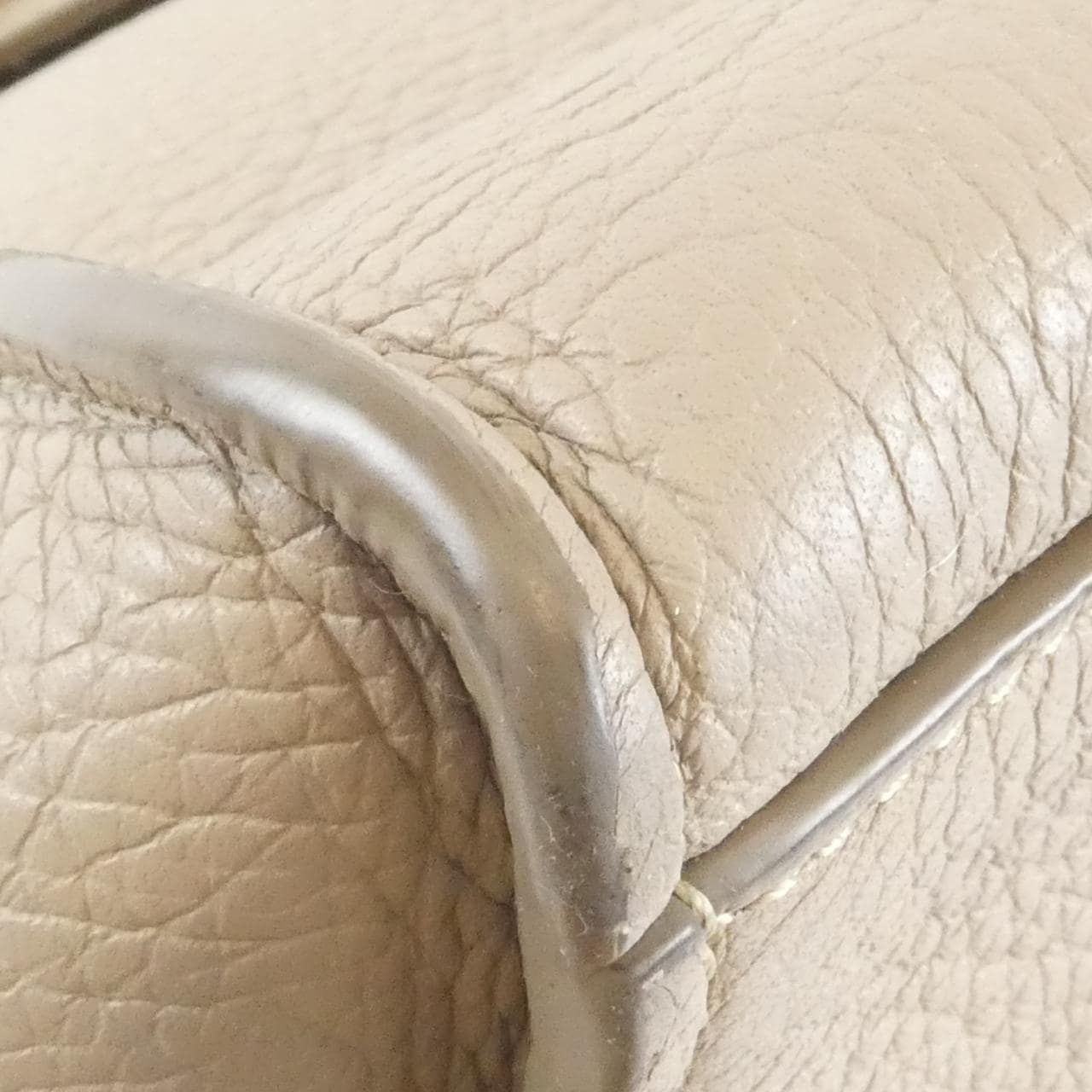 CELINE Luggage 189313A4U Handbag 4