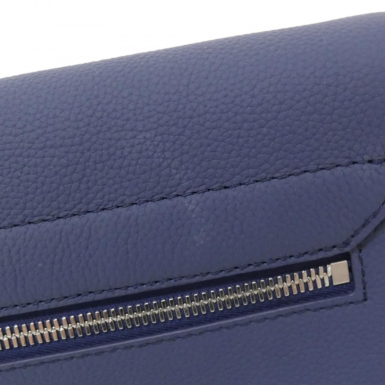 LOUIS VUITTON M23709 Shoulder Lambskin 5