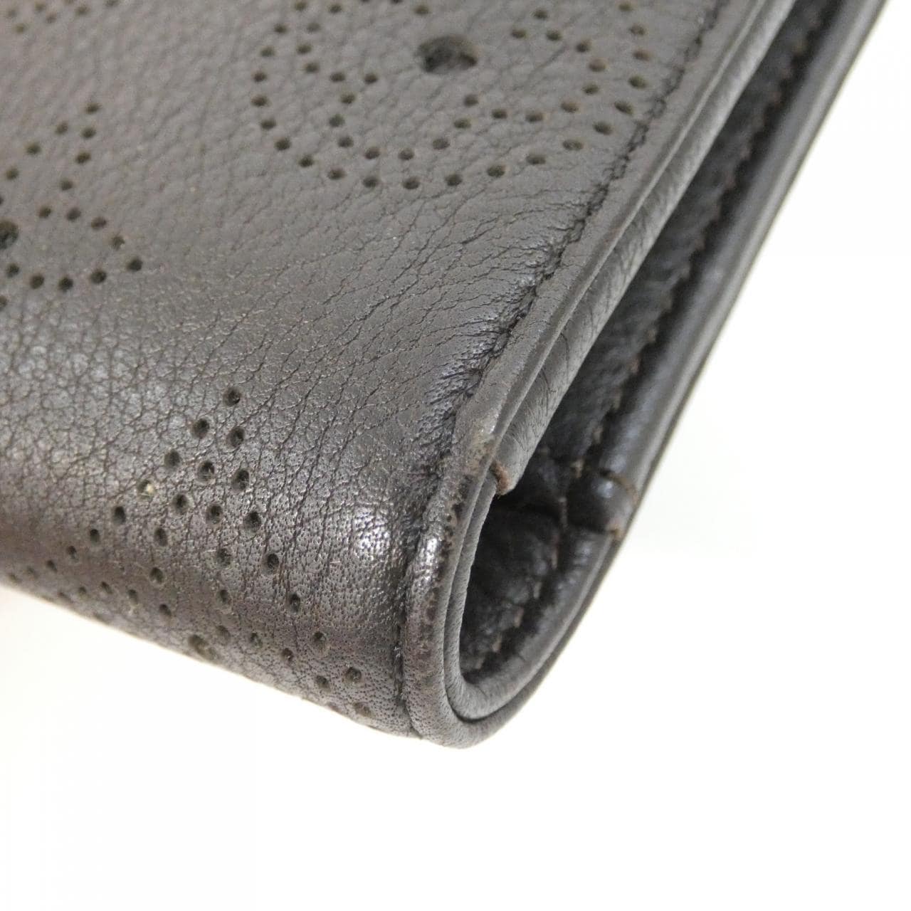 LOUIS VUITTON Mahina M95968 銀包 5