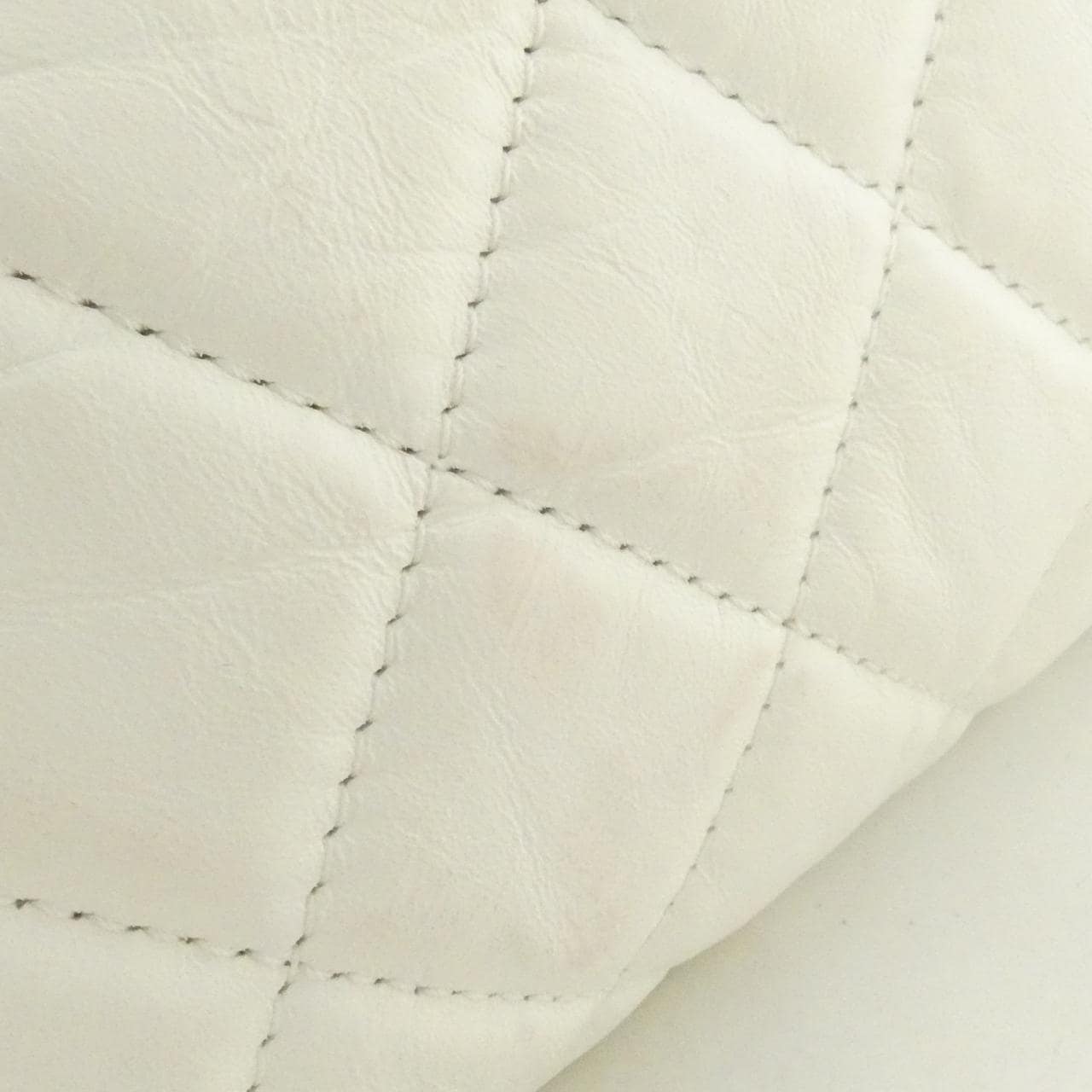 CHANEL Chanel 22 AS3740 Handbag 4