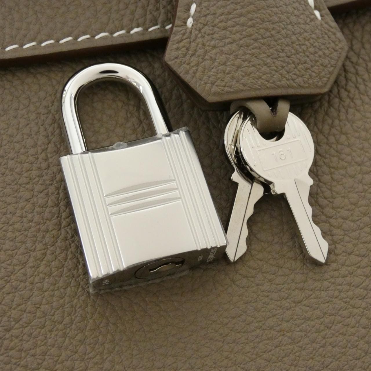 HERMES 083589CK Shoulder Togo 4