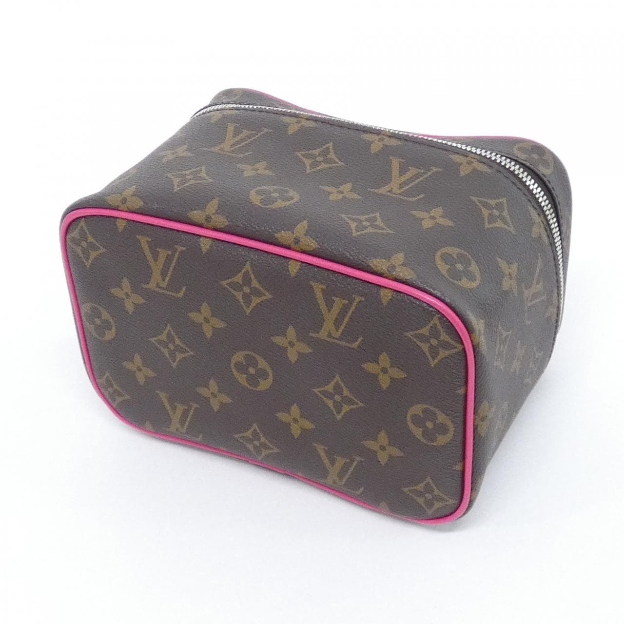 LOUIS VUITTON M12650 Handbag Monogram 3