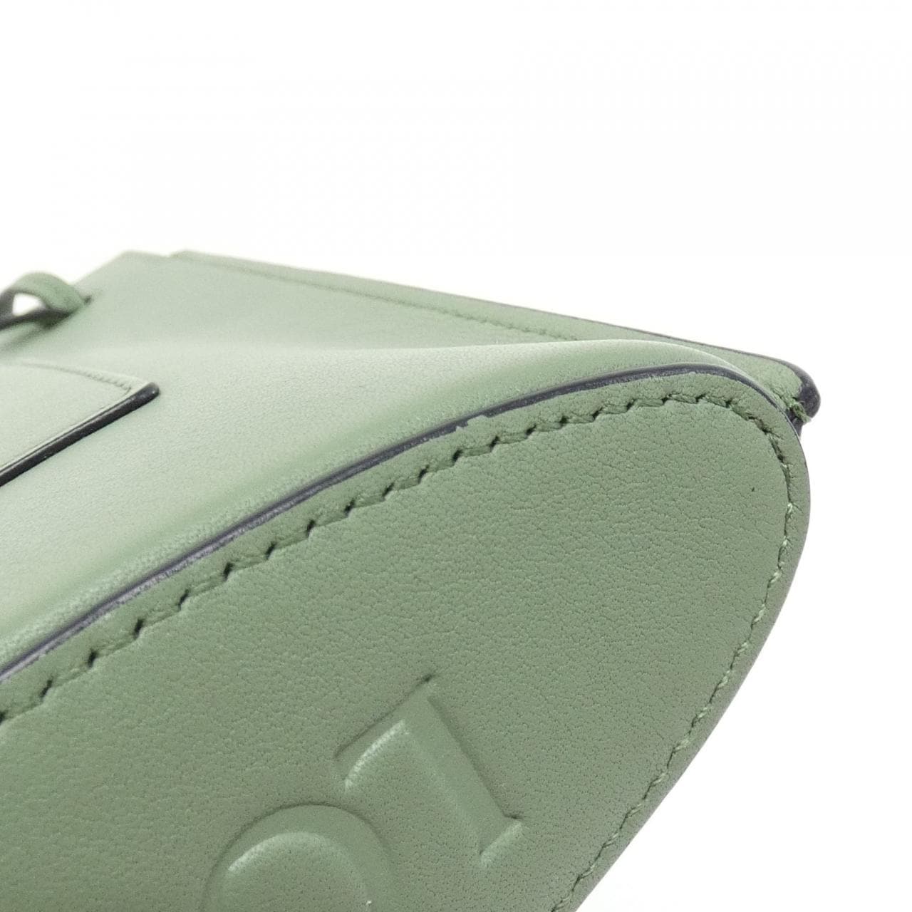 LOEWE C630R12X01 Shoulder 3