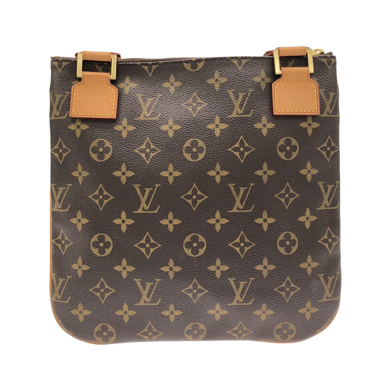 LOUIS VUITTON Pochette M40044 Shoulder Monogram 2