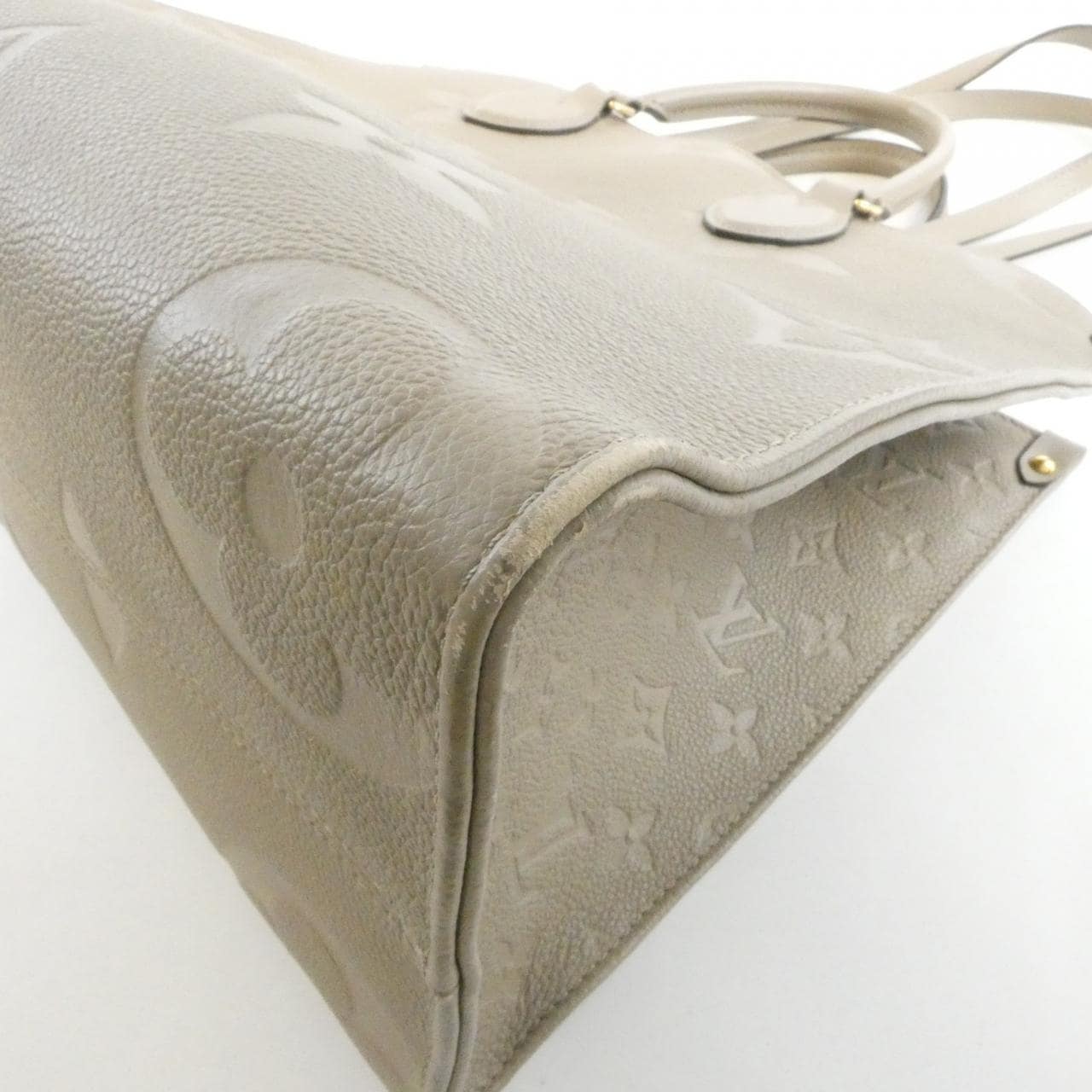 LOUIS VUITTON OnTheGo M45607 Handbag Monogram 2