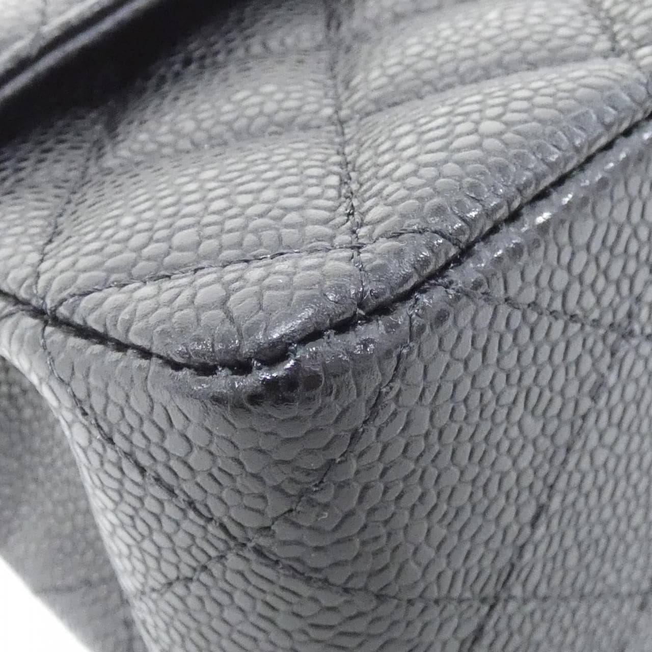CHANEL Matelasse 1112 Shoulder Grained Calfskin 3