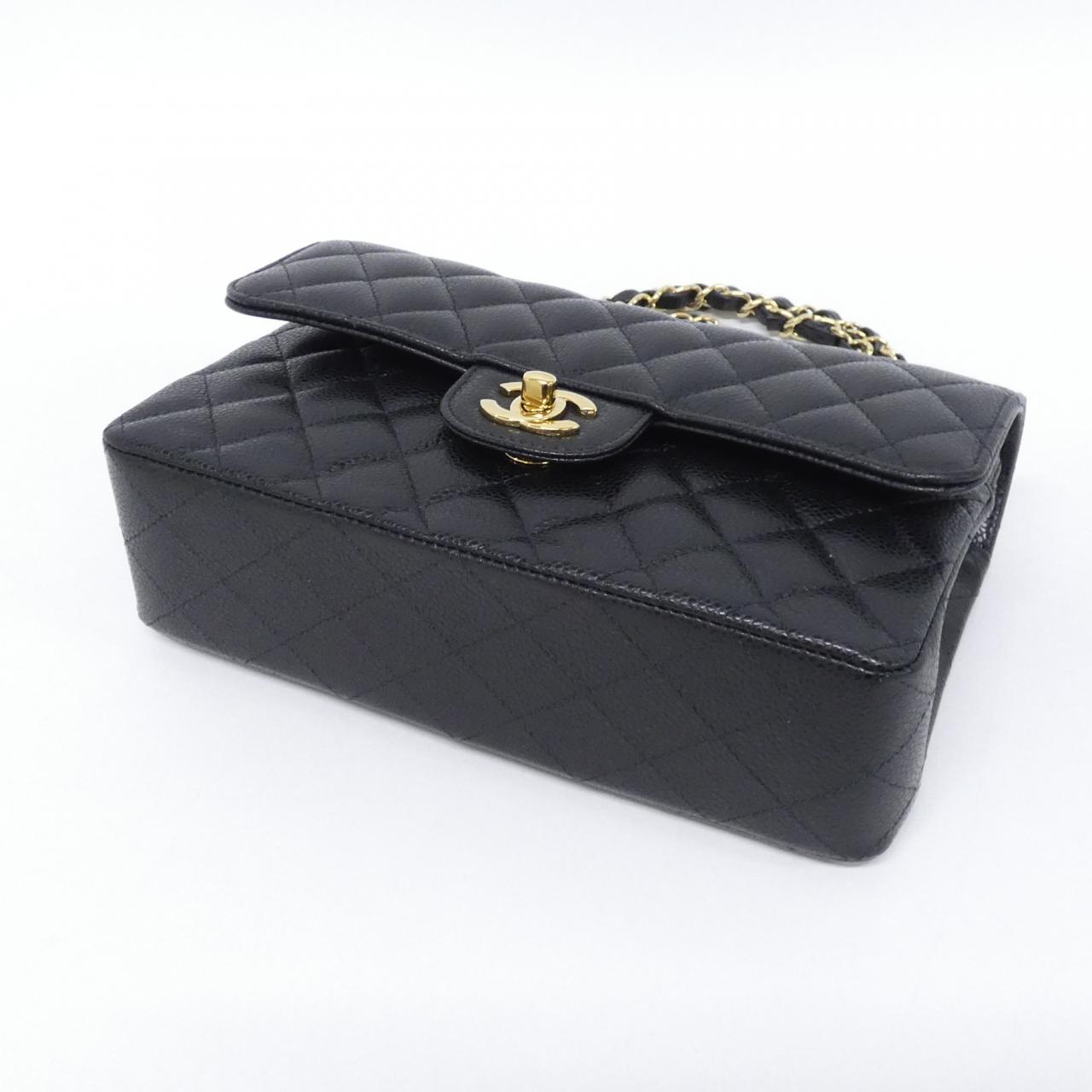 CHANEL Matelasse 1113 Shoulder Grained Calfskin 3