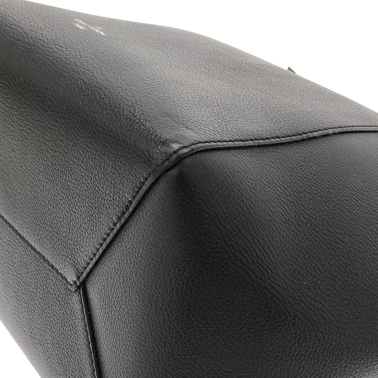 LOUIS VUITTON M42291 Handbag 3