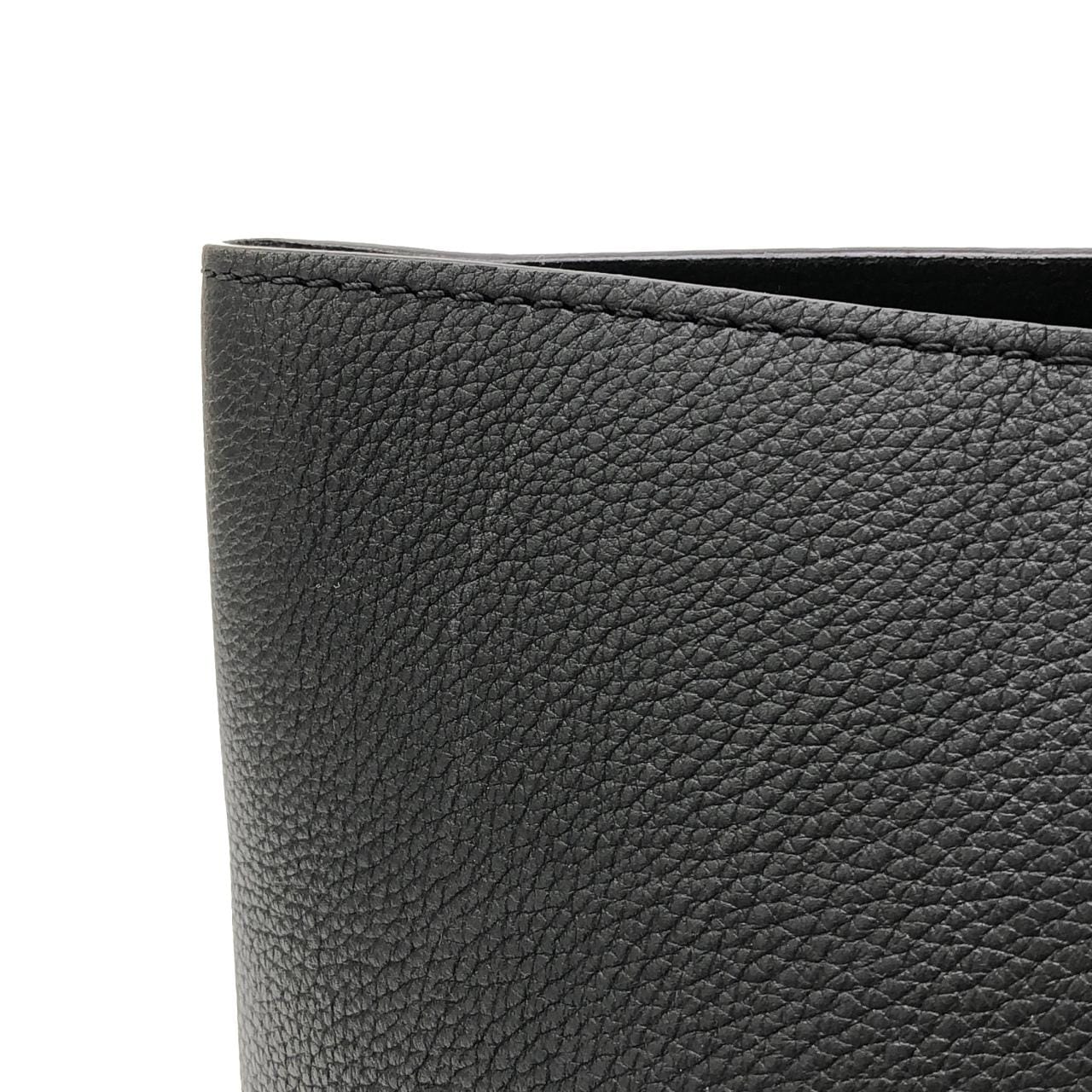 LOUIS VUITTON M42291 Handbag 5
